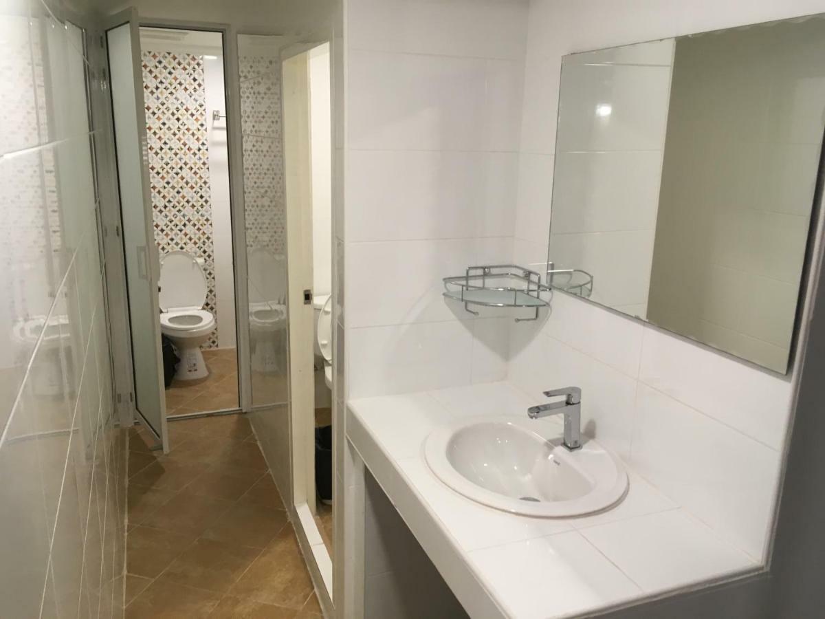 Icon Hostel Бангкок Экстерьер фото